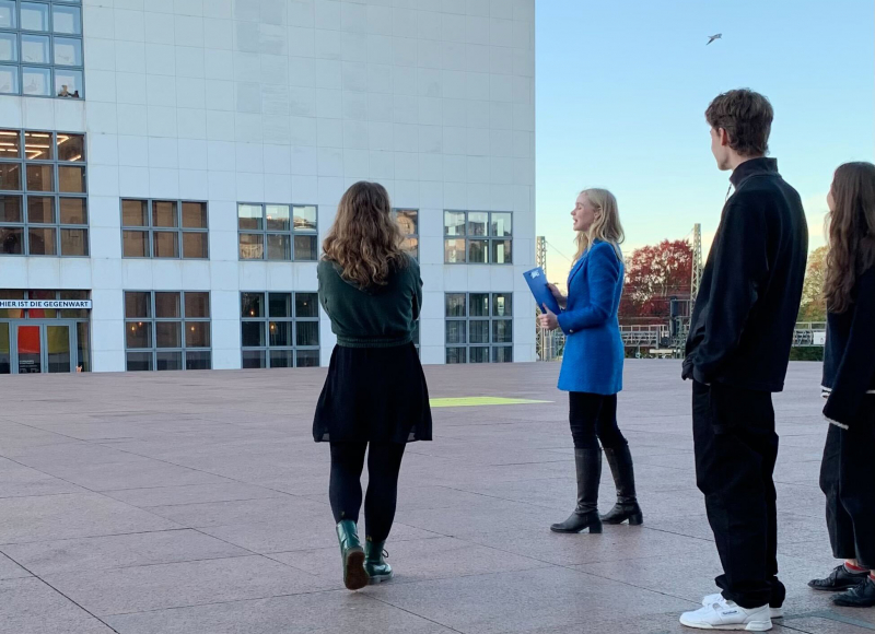 © Foto: Junge Freunde