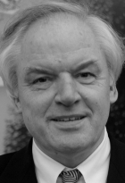 Prof. Dr.  Uwe M.  Schneede