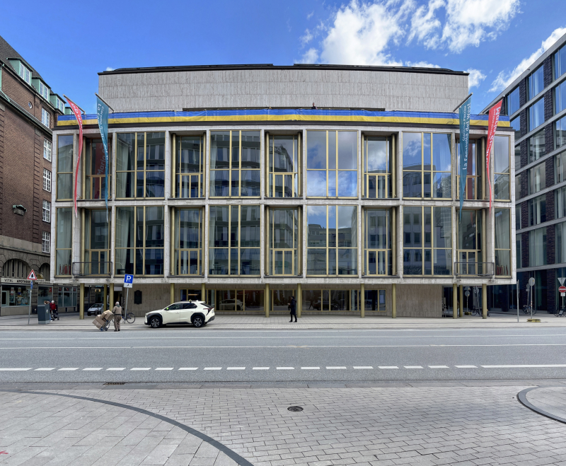 Hamburgische Staatsoper, Dammtorstraße, Hamburg-Neustadt, Neubau Zuschauerhaus (Gerhard Weber, 1952–1955), Foto: © Dorfmüller Klier, 2026 Hamburgische Staatsoper, Dammtorstraße, Hamburg-Neustadt, Neubau Zuschauerhaus (Gerhard Weber, 1952–1955), Foto: © Dorfmüller Klier, 2026